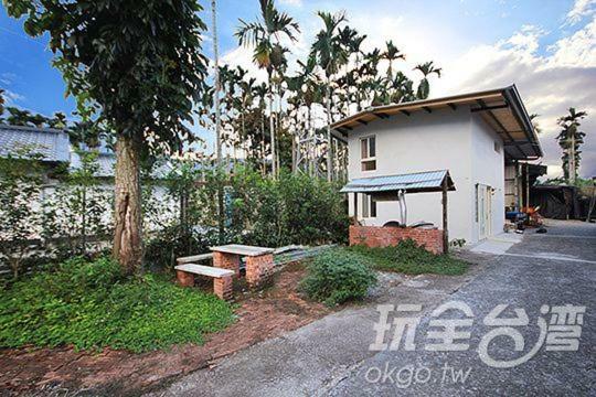 Dongguang Zhixing Homestay Yuchi Exterior photo